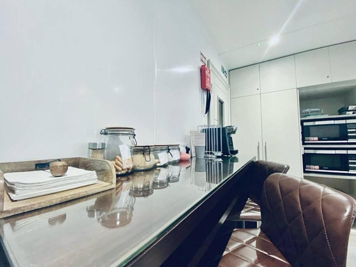 Apt 11 Seaside Serenity Chic Studio Steps To Beach Μπράιτον Εξωτερικό φωτογραφία