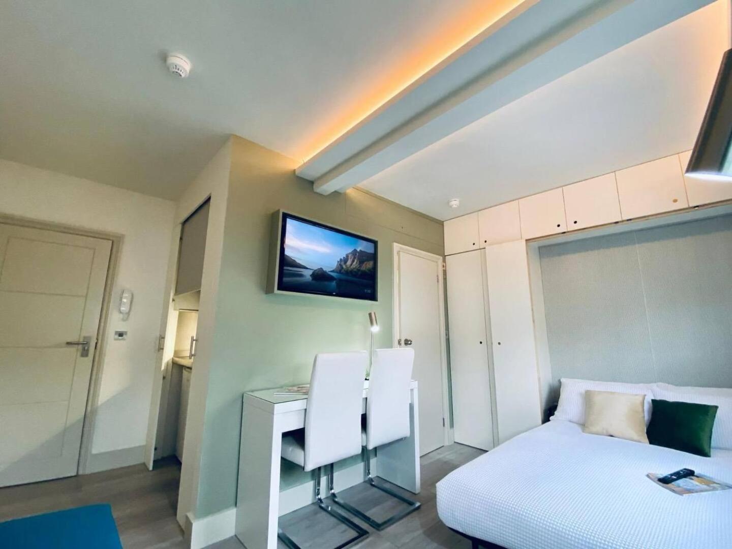 Apt 11 Seaside Serenity Chic Studio Steps To Beach Μπράιτον Εξωτερικό φωτογραφία